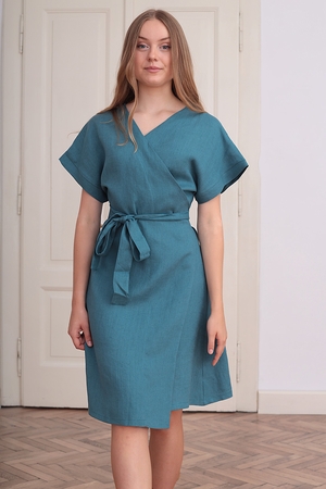 Elegantné autorské šaty Lotika zo 100% l'anu navrhnuté a ušité s láskou a starostlivosťou v českom Podkrkonoší